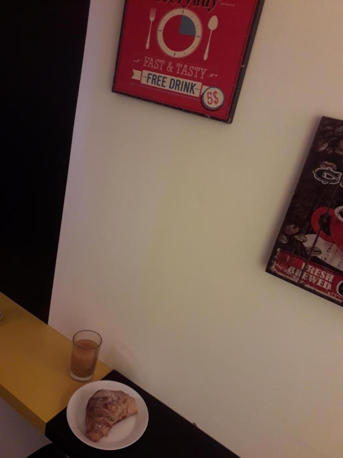 Alexander Hostel Napoli Ngoại thất bức ảnh