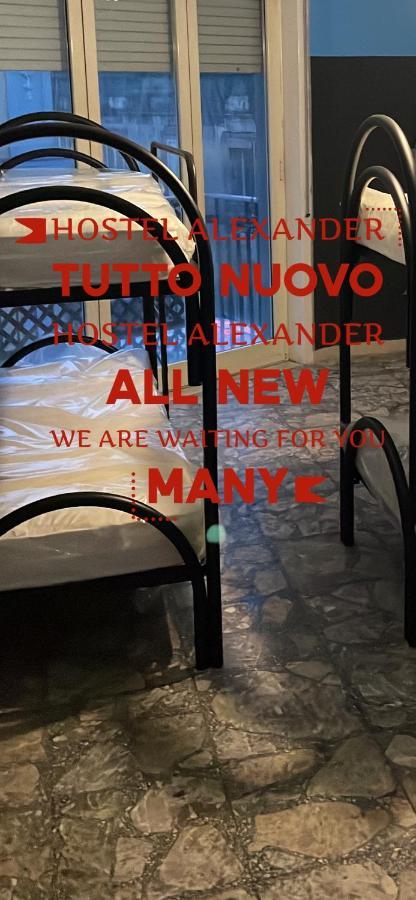 Alexander Hostel Napoli Ngoại thất bức ảnh