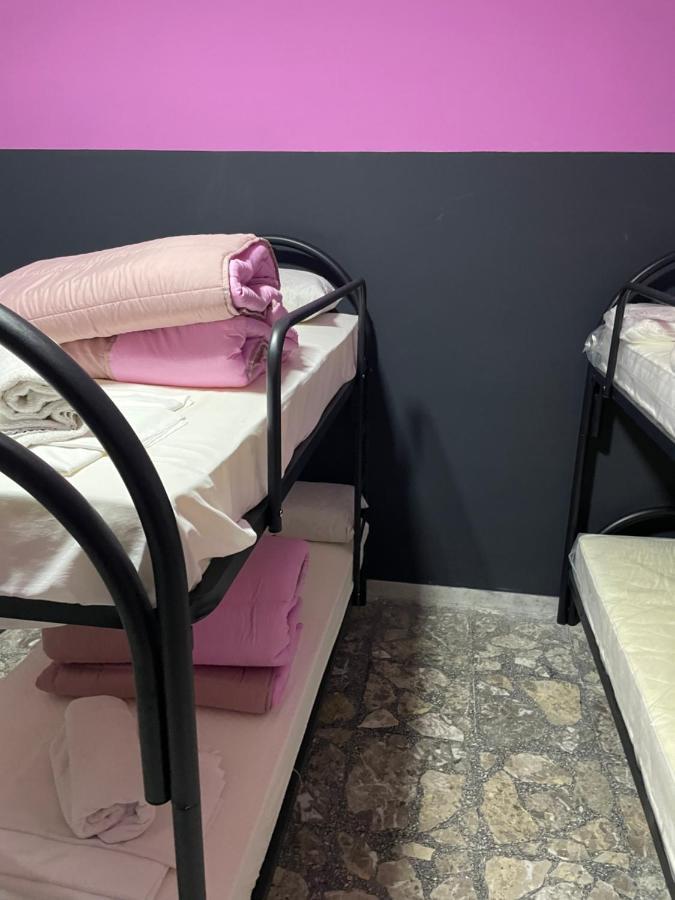 Alexander Hostel Napoli Ngoại thất bức ảnh