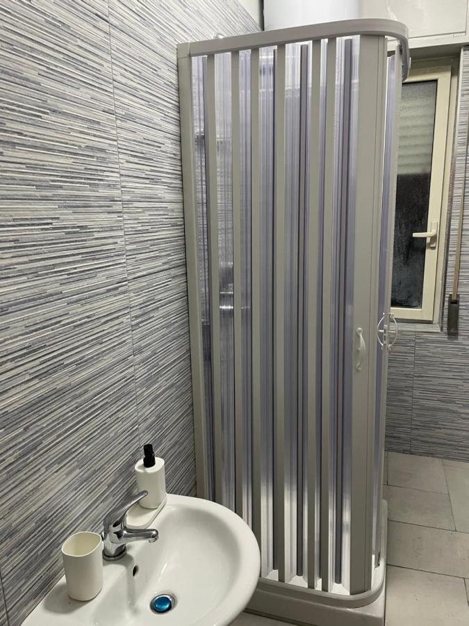 Alexander Hostel Napoli Ngoại thất bức ảnh